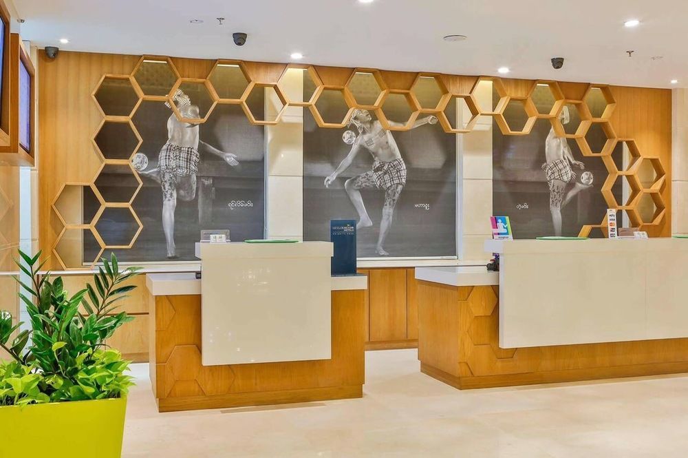 Hotel Stadium
