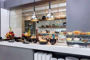 Stadium Hotel 4*